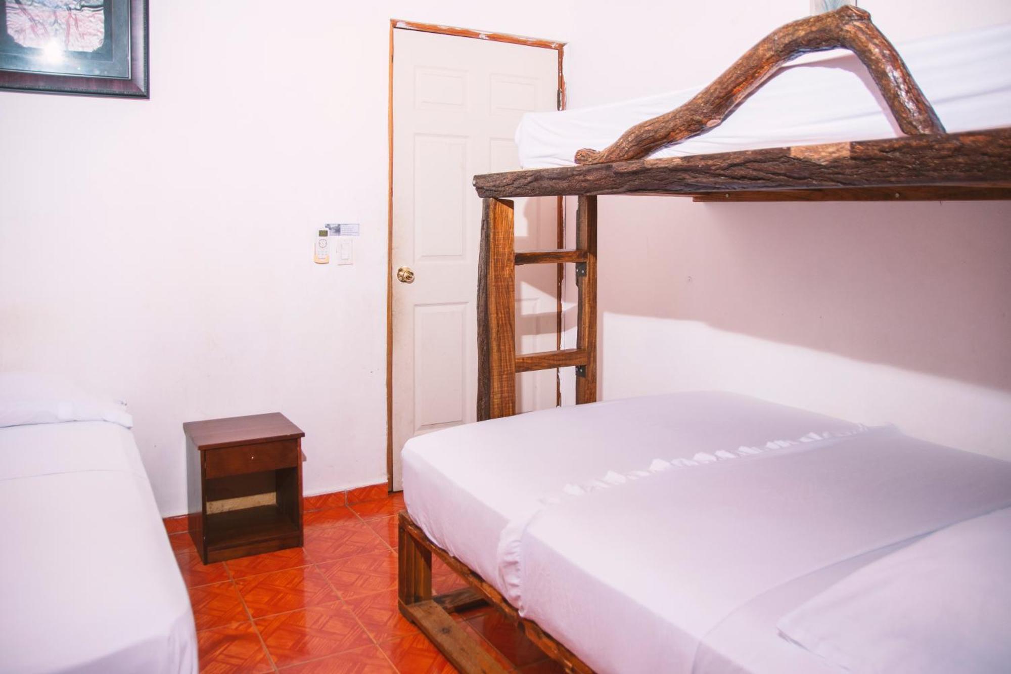 Hospedaje Villamar Nueva Gorgona Eksteriør billede